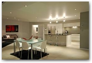   &raquo; Click to zoom ->