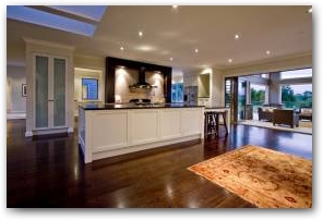   &raquo; Click to zoom ->